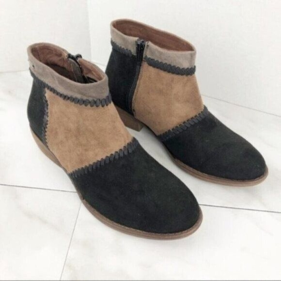 ROXY Devlin Ankle Bootie  - Picture 2 of 6